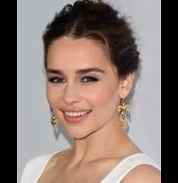 영화배우인 에밀리아 클라크의 대표 이미지