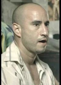 영화배우인 페르난도 고메즈 로비라의 대표 이미지