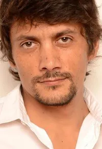 영화배우인 다니엘 올긴의 대표 이미지