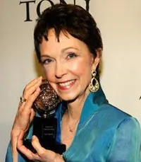 영화배우인 디아나 듀내건의 대표 이미지