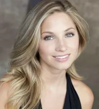 영화배우인 브룩 버틀러의 대표 이미지