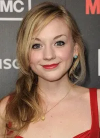 영화배우, 가수인 에밀리 키니의 대표 이미지