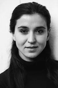 영화배우인 쥬베이데 불루트의 대표 이미지