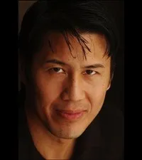 영화배우인 클린트 정의 대표 이미지