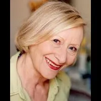 영화배우인 테레즈 루셀의 대표 이미지