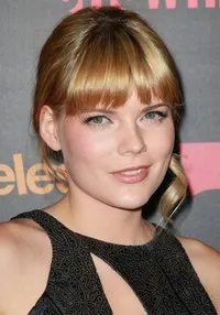 영화배우인 엠마 그린웰의 대표 이미지