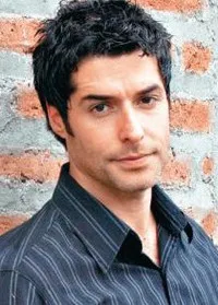 영화배우인 프란시스코 페레스-바넨의 대표 이미지