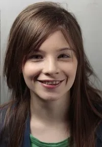 영화배우인 야스나 프리치 바우어의 대표 이미지