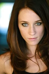 영화배우인 멕케나 멜빈의 대표 이미지