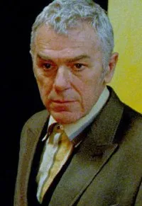 영화배우인 한스 다헬렛의 대표 이미지