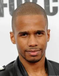 영화배우, 가수인 에릭 웨스트의 대표 이미지