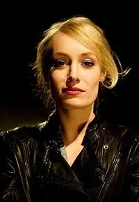 배우인 카타리나 헤이어의 대표 이미지