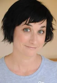 영화배우인 에이프릴 와이드의 대표 이미지