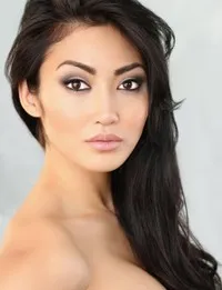 영화배우인 체이스티 발레스테로스의 대표 이미지