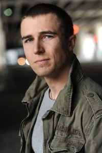 영화배우인 제시 체비의 대표 이미지