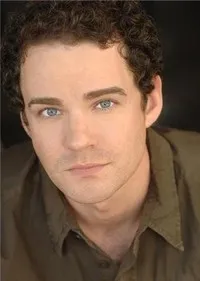 영화배우인 찰리 보딘의 대표 이미지