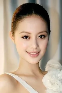 영화배우인 왕력가의 대표 이미지