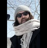 영화감독인 벤자민 디킨슨의 대표 이미지