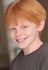 영화배우인 에반 틸슨 스트라우드의 대표 이미지