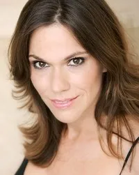 영화배우인 줄리 도리스의 대표 이미지