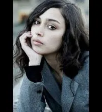 영화배우인 알카 발비르의 대표 이미지