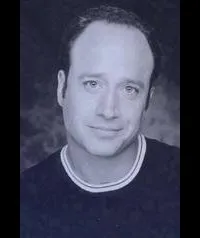 영화배우인 마이클 웩슬러의 대표 이미지