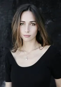 영화배우인 레베카 다얀의 대표 이미지