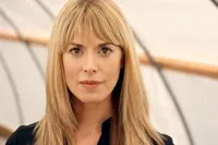 영화배우인 루시 오웬의 대표 이미지