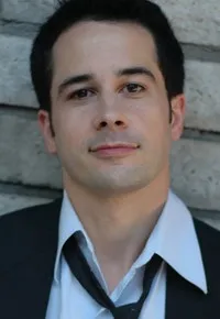 영화배우인 셰인 제이콥슨의 대표 이미지