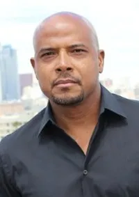 영화배우인 레스터 퍼리의 대표 이미지