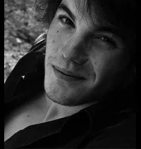 영화배우인 나탕 뒤발의 대표 이미지