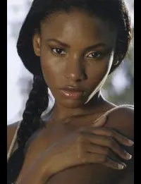 영화배우인 니콜 스카이 그레이의 대표 이미지