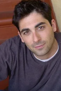 영화배우인 제이 빙햄의 대표 이미지