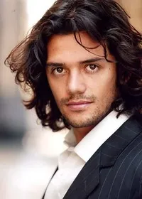 영화배우인 안드레스 론도노의 대표 이미지