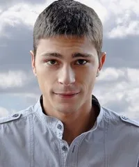 영화배우인 마르코 얀케티치의 대표 이미지