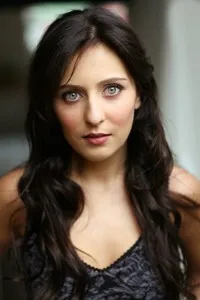 영화배우인 리타 램나니의 대표 이미지