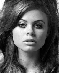 영화배우인 오기 듀크의 대표 이미지