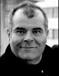 영화배우인 파코 마에스트레의 대표 이미지