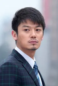 영화배우인 로방생의 대표 이미지