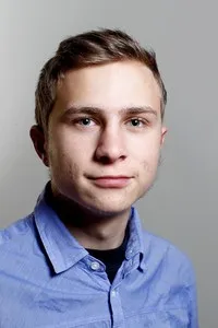 영화배우인 맥스 후바허의 대표 이미지