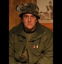 영화배우인 조이 앨브라이트의 대표 이미지