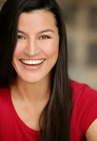 영화배우인 킴벌리 게레로의 대표 이미지