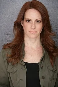 영화배우인 미셸 버나드의 대표 이미지