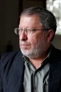 영화제작자인 카임 샤리의 대표 이미지