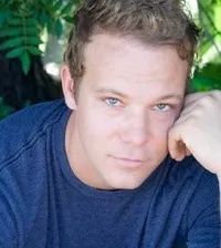 영화제작자, 영화배우인 에릭 피셔의 대표 이미지