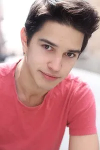 영화배우인 조셉 하로의 대표 이미지