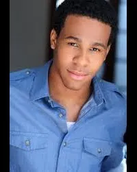 영화배우인 마에스트로 하렐의 대표 이미지