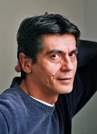 영화배우인 드라간 데스포트의 대표 이미지