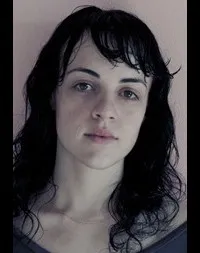 영화배우인 시방 르비의 대표 이미지