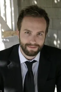 영화감독인 마이클 수터의 대표 이미지